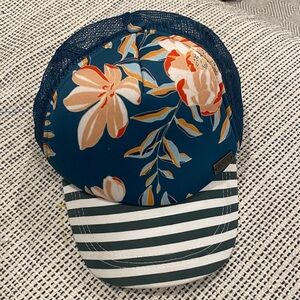 Roxy Teal and White Striped Hat